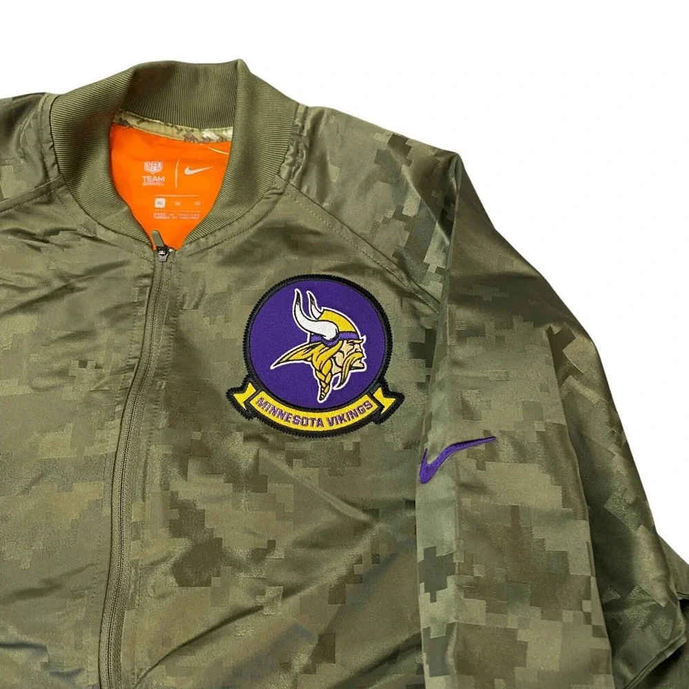 Nike Minnesota Vikings Kids XL Salute to Service Digital Camo Bomber Jacket
